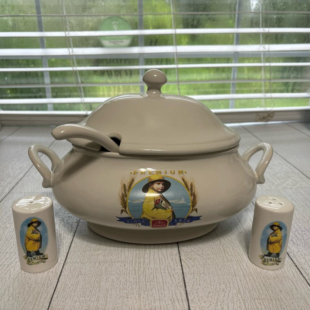 Vintage Nabisco Soup Tureen Salt Pepper Set Ceramic w/Ladle